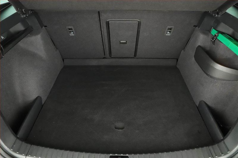 Škoda Karoq (2024) Fresh 2.0 TDI - fotka 11 z 18