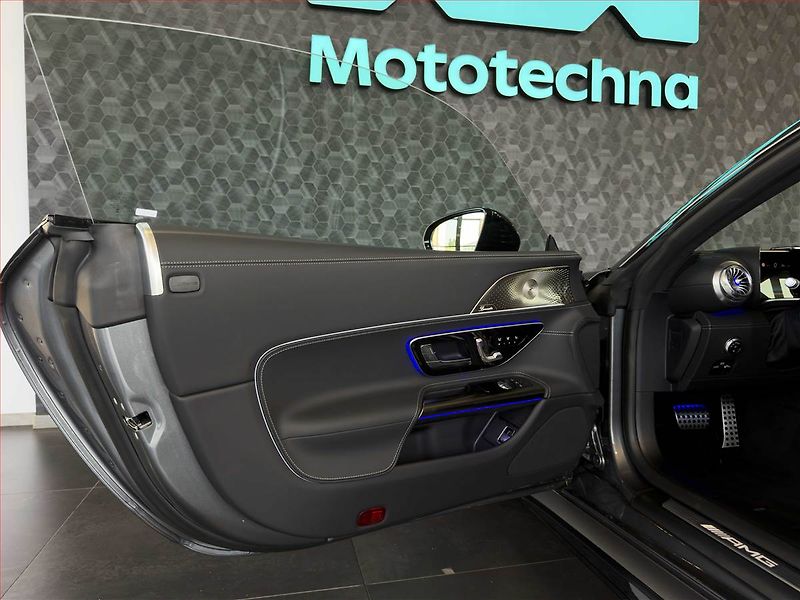 Mercedes-Benz AMG GT (2025) 63 4MATIC+ - fotka 12 z 25
