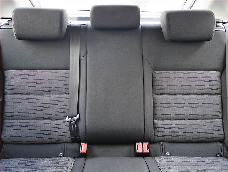 Škoda Octavia (2012) 1.6 TDI, Serv.kniha, Navi - fotka 10 z 15