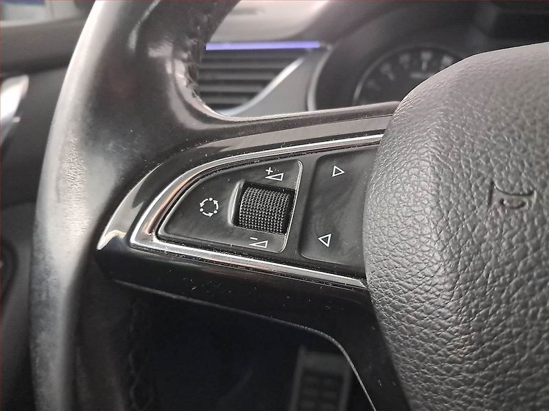 Škoda Octavia (2014) 2.0 TDI, 4X4, Navi, Xenony - fotka 17 z 19