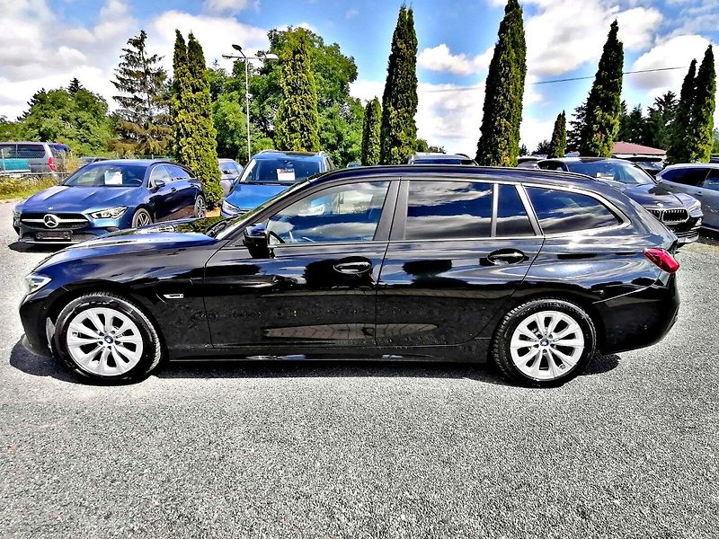 BMW Řada 3 (2022) REZERVACE! 320e PHEV - fotka 6 z 42