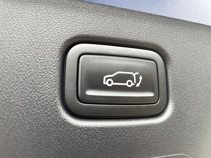 Kia EV4 (2025) EARTH 150 KW + 81,4 KWH 