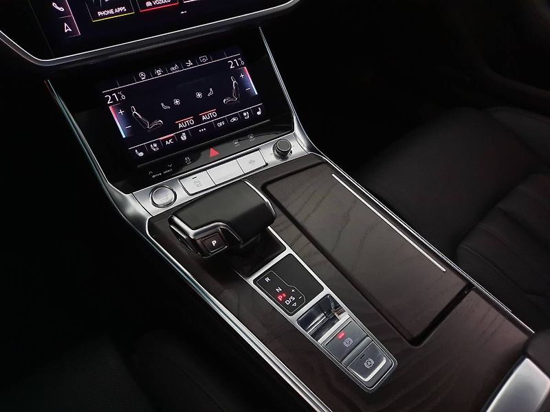 Audi A6 Allroad (2018) 55 TFSI quattro (250kW/340k) S - fotka 13 z 26