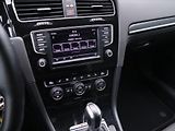 Volkswagen Golf 2,0 TSI R 221kW DSG 4Motion - náhled 19