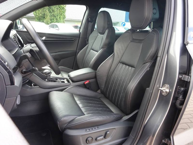 Škoda Karoq (2023) Sportline 1.5 TSI 110kW DSG - fotka 24 z 29