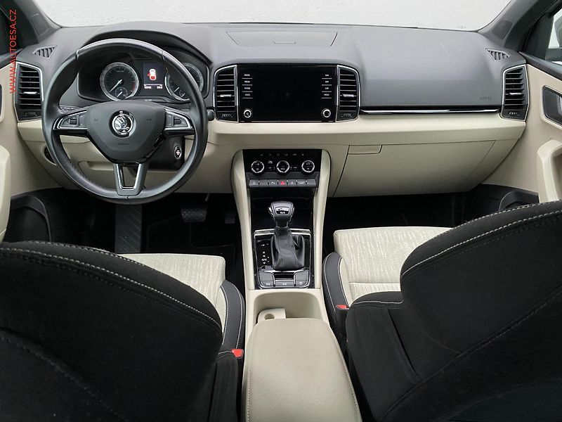 Škoda Karoq (2018) 2.0TDi 4x4, DSG, LED, park - fotka 8 z 18