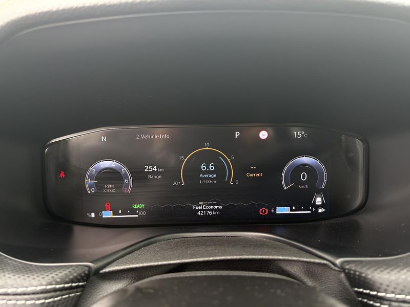Jeep Compass 1.5 e-Hybrid 96KW Night Eagle - fotka 16 z 22