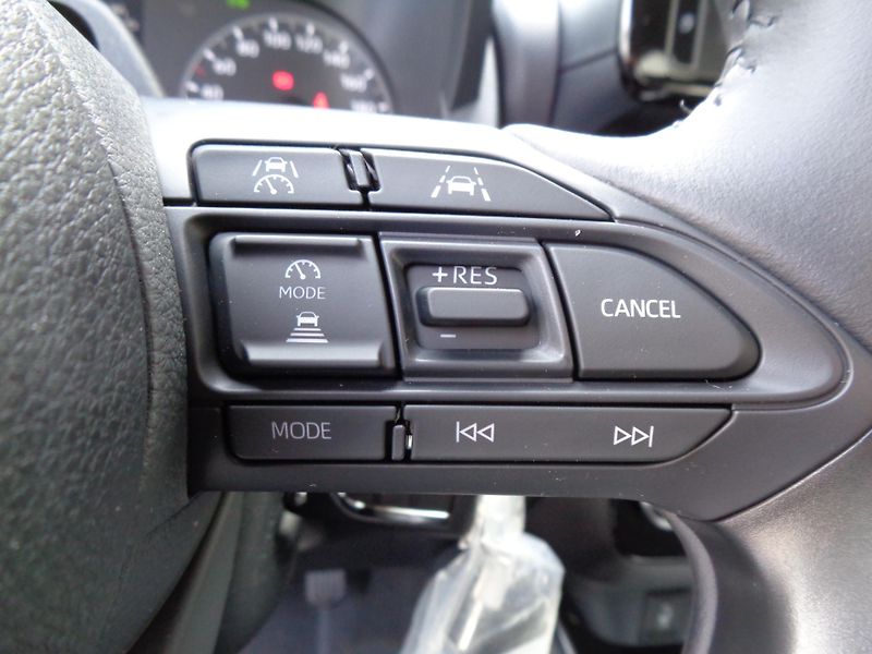 Mazda 2 Hybrid (2026) 1,5 AT Center-line, AKCE! - fotka 13 z 24