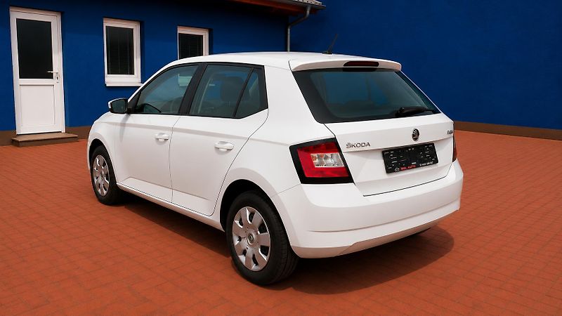 Škoda Fabia (2018) 1.0 MPi  ++ klimatizace ++ - fotka 3 z 26