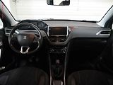 Peugeot 2008 (2018) 1.2 PT, ČR, Active - náhled 8