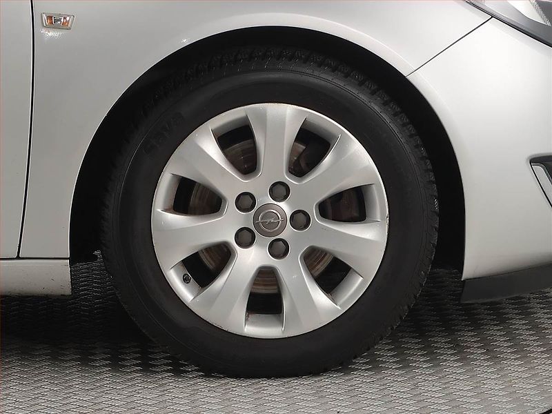 Opel Insignia (2016) 2.0 CDTI, Serv.kniha, Navi - fotka 15 z 16