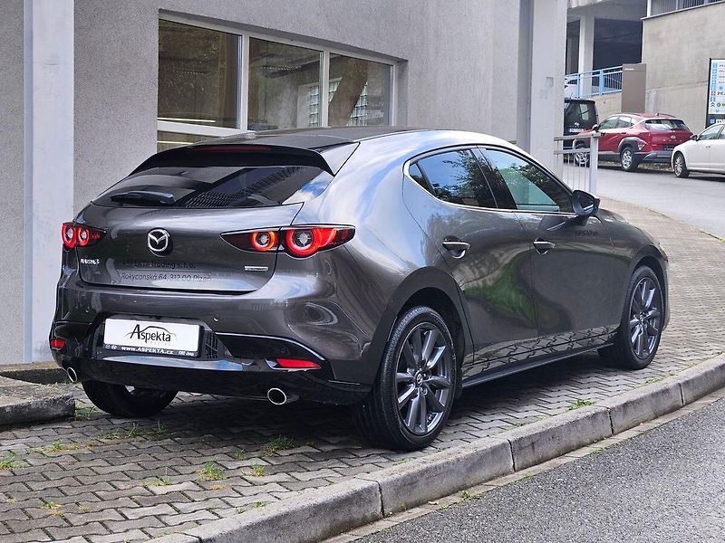 Mazda 3 2.5i e-SKYACTIV G, 1.majitel - fotka 5 z 31