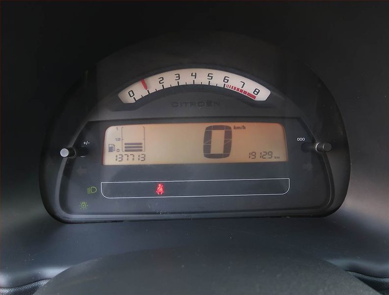 Citroën C3 (2007) 1.1 i, po STK, jezdí výborně - fotka 11 z 15