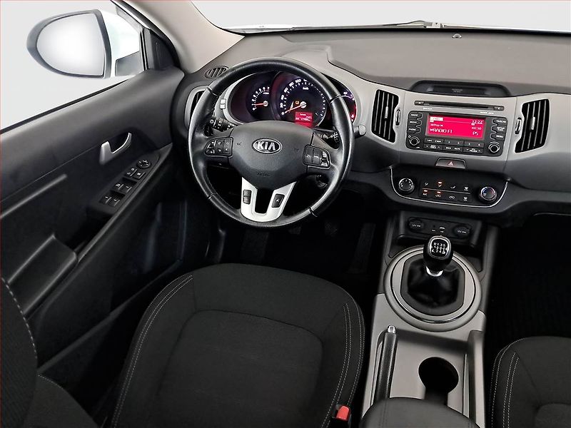 Kia Sportage (2015) 1.6 GDI, Tempomat - fotka 7 z 16