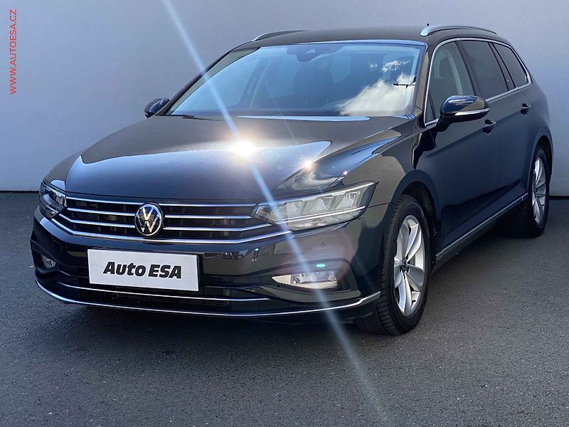 Volkswagen Passat (2021) 2.0 TDi 4x4, 1.maj,ČR - fotka 3 z 19