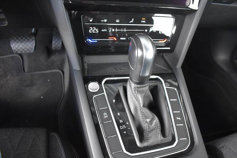 Volkswagen Passat Variant (2023) 2.0TDI 110kW, LED , DSG - fotka 13 z 25