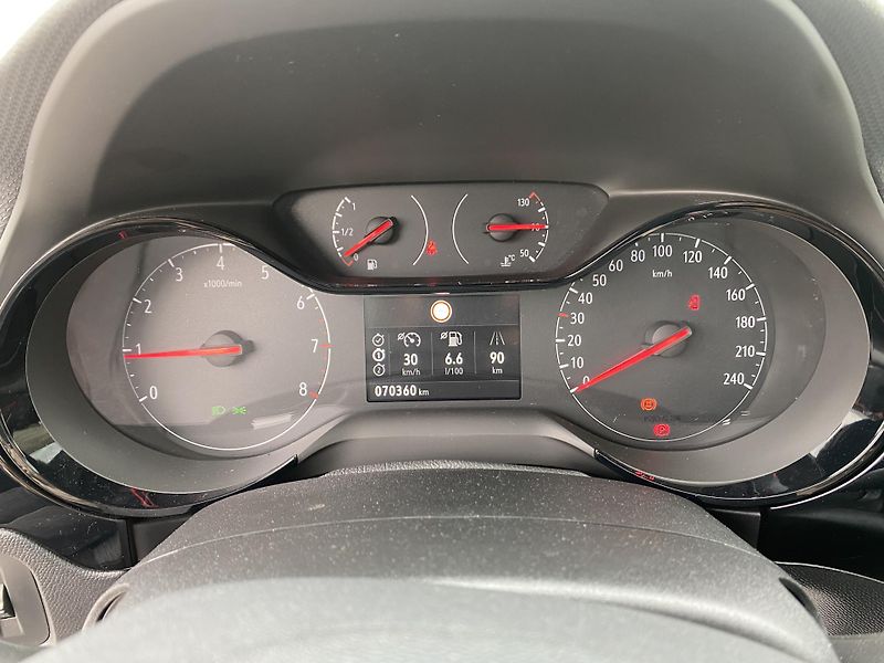 Opel Corsa 1.2i 75PS EDITION 70000KM NAVI - fotka 147 z 153