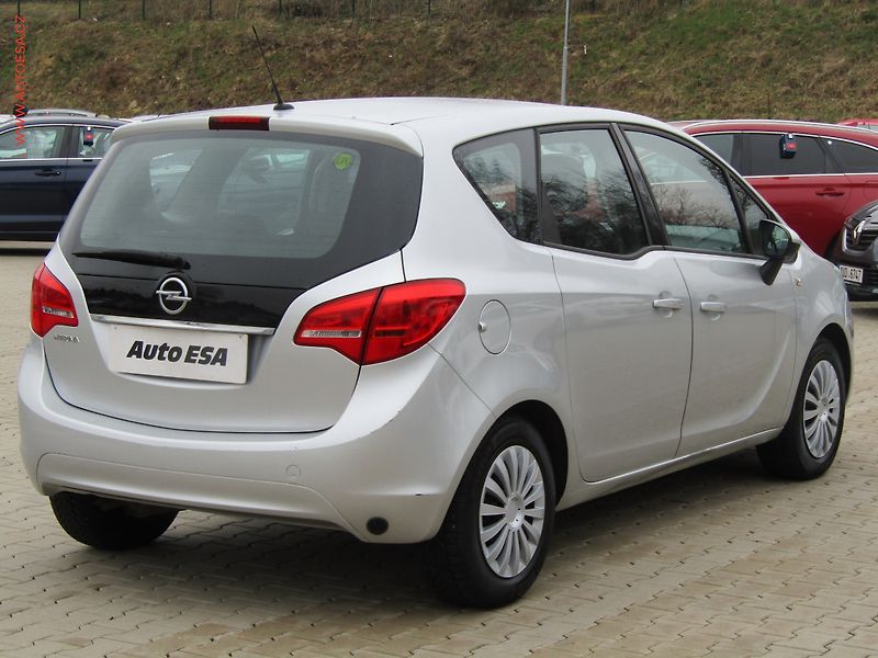 Opel Meriva (2017) 1.4i, ČR, AC - fotka 4 z 17