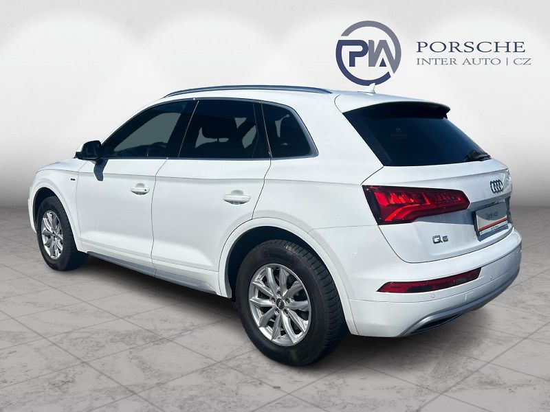 Audi Q5 2.0 TDi 140kW - fotka 5 z 27