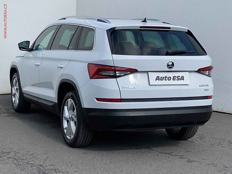 Škoda Kodiaq (2018) 2.0 TDi 4x4, 7míst, ČR - fotka 6 z 20