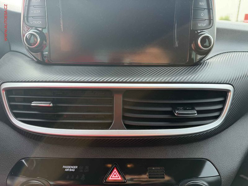 Hyundai Tucson (2019) 1.6T-GDi - fotka 14 z 21
