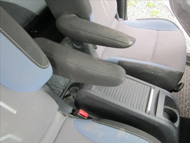 Peugeot Partner Tepee 1.6VTi  Klima - fotka 18 z 38