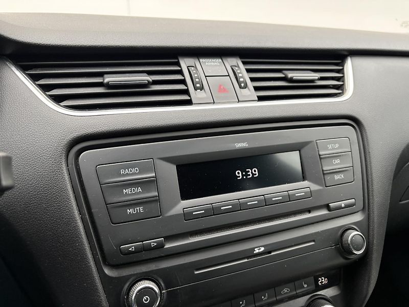 Škoda Octavia 1.6 TDI / 77 kW Ambition - fotka 16 z 20