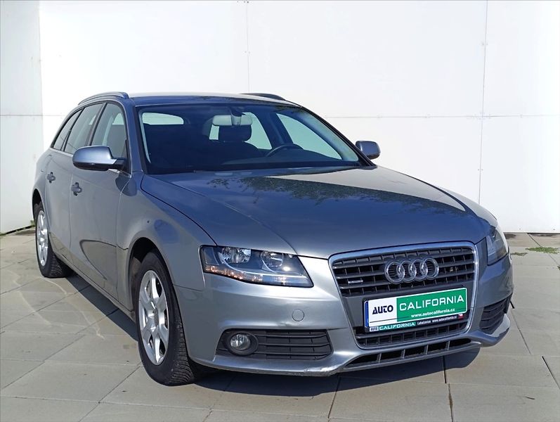 Audi A4 Avant 2,0 TDi Quattro Aut. Kli - fotka 4 z 30