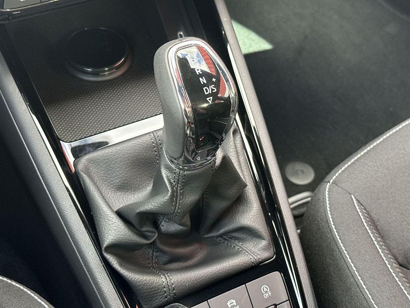 Škoda Kamiq (2026) 1.0 TSI DSG Monte Carlo - fotka 14 z 32