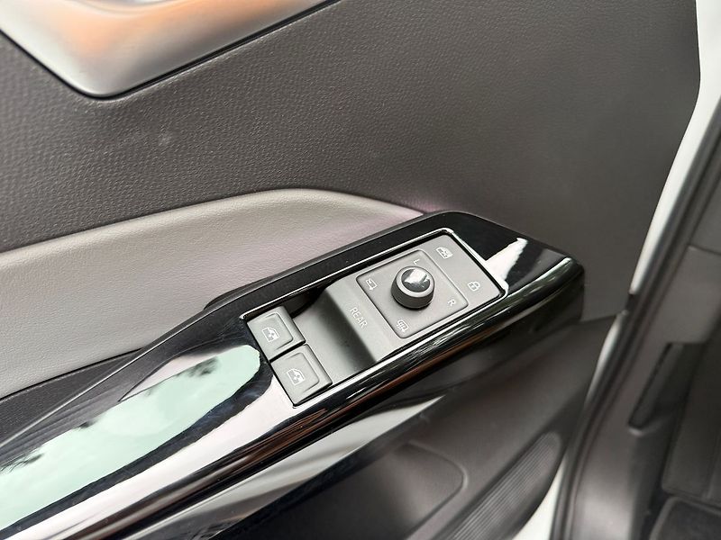 Volkswagen ID.3 1ST MAX 62kWh Panorama - fotka 36 z 41