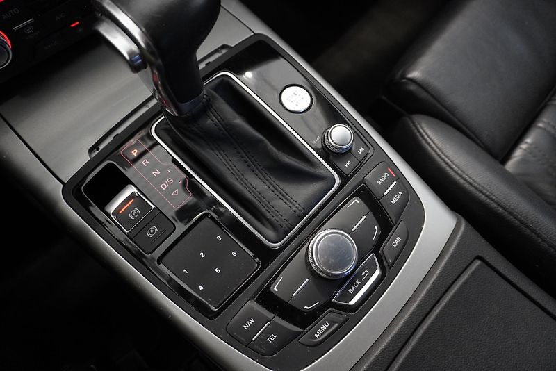 Audi A6 (2014) 3.0 TDI 150kW S-LINE AUTOMAT - fotka 16 z 32