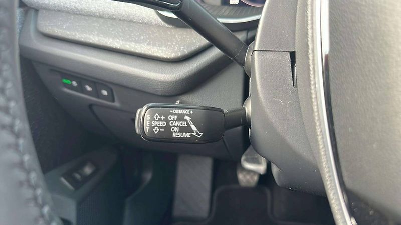 Škoda Octavia Top Selection 1,5 TSI 110kW MT - fotka 12 z 30