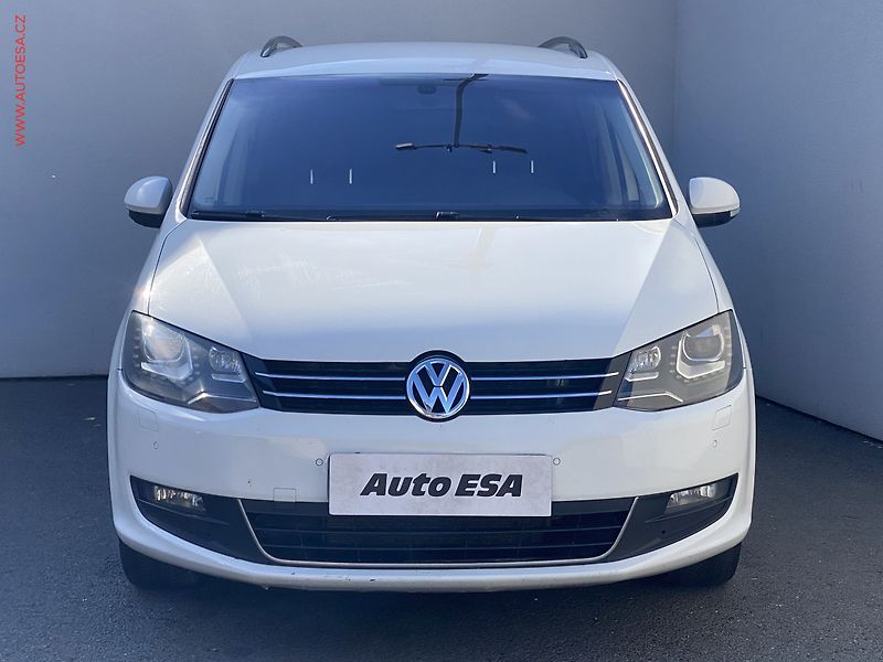 Volkswagen Sharan (2014) 2.0 TDi, Comfortline, DSG - fotka 2 z 21