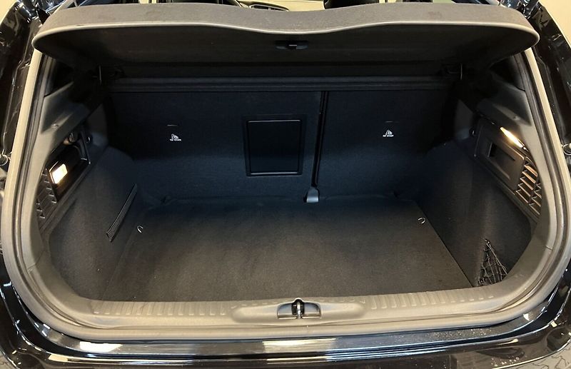 DS Automobiles DS4 2,0 HDi AT S&S Sport - fotka 11 z 16