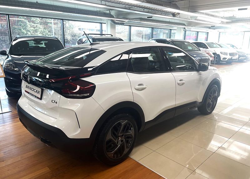 Citroën C4 (2024) PLUS 1.2 PT  130S&S EAT8 - fotka 6 z 23