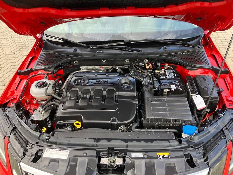 Škoda Octavia (2019) 1.6TDI 85kW STYLE NEHAVAROVANÉ - fotka 25 z 29
