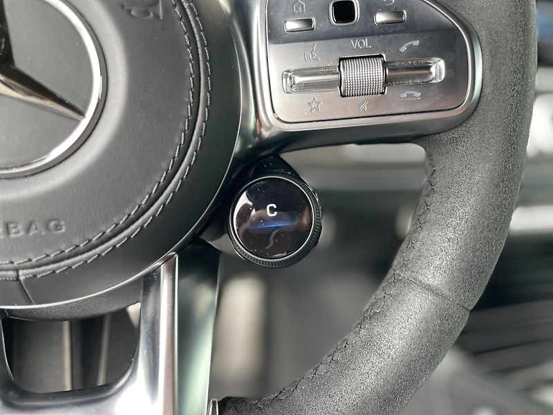 Mercedes-Benz GLE 53 AMG 4Matic+ - fotka 28 z 53
