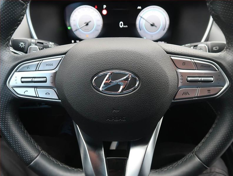 Hyundai Santa Fe (2023) Plug-in Hybrid - fotka 18 z 24