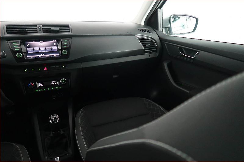 Škoda Fabia (2022) 1.0 TSI, ČR,1.maj, Serv.kniha - fotka 8 z 17