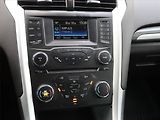 Ford Mondeo (2015) Trend 1.5 EcoBoost, Tempomat - náhled 12