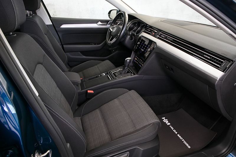 Volkswagen Passat 2.0TDI 110kW DSG Tažné Kamera - fotka 13 z 30