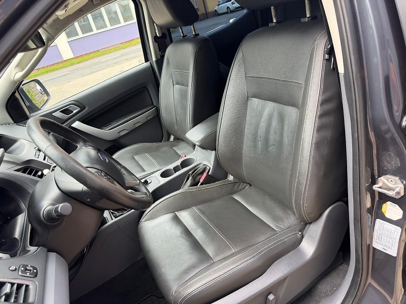 Ford Ranger 3,2 TDCI 4x4 / manuál /  - fotka 11 z 25