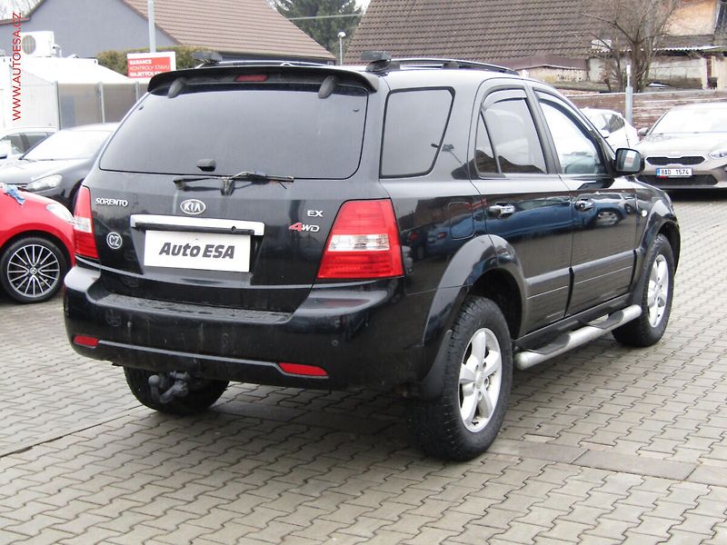 Kia Sorento (2008) 2.5 CRDi, ČR, AC, park.asist - fotka 4 z 18