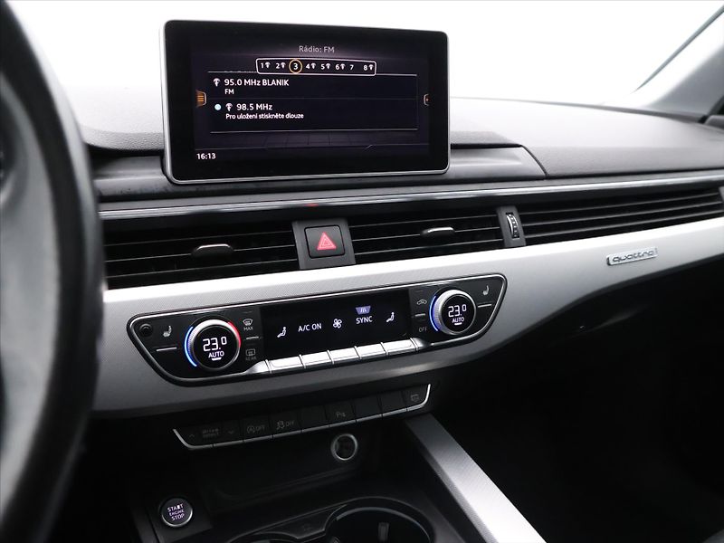 Audi A4 2,0 TFSI 185kW Quattro S-LINE - fotka 16 z 27
