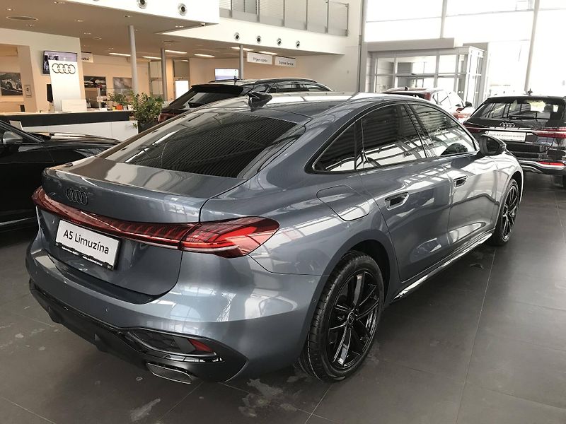 Audi A5 7STR 2,0TFSI - fotka 4 z 20