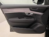 Volvo XC90 (2026) B5 AWD AUT DARK PLUS 7míst - náhled 7