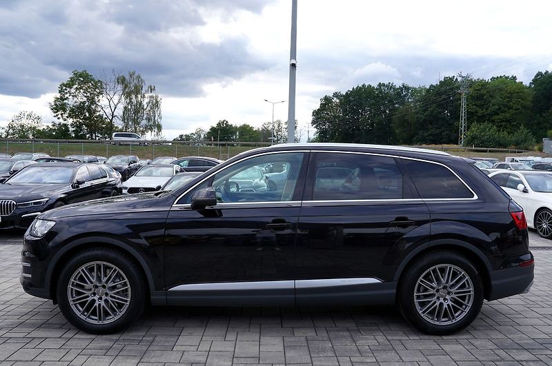 Audi Q7 3.0 TDI 200 kW/Q/7míst - fotka 3 z 50