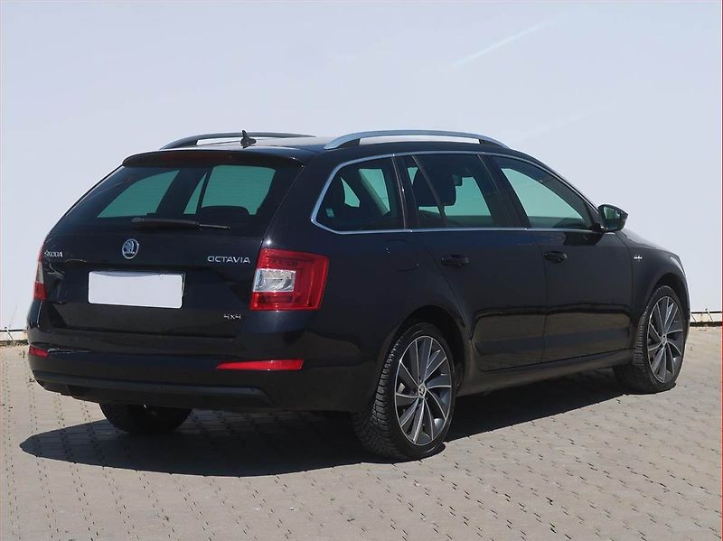Škoda Octavia (2016) Laurin&Klement 2.0 TDI, 4X4 - fotka 5 z 18