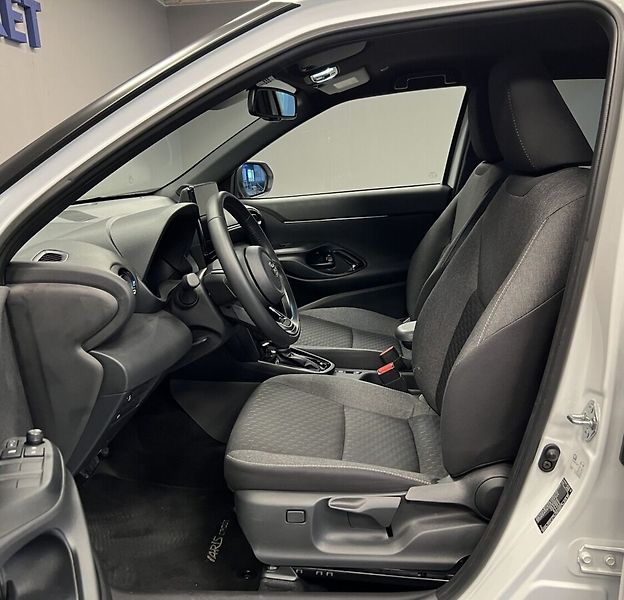 Toyota Yaris Cross 1,5 Hybrid AT Style - fotka 8 z 16
