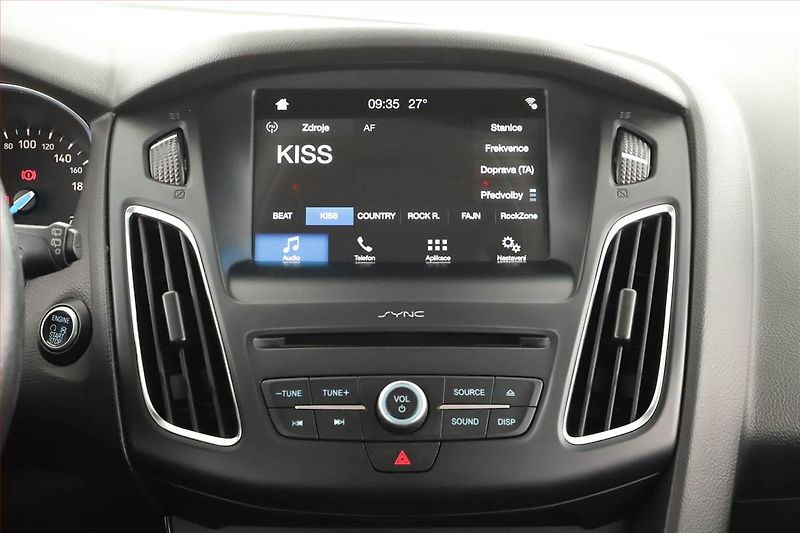 Ford Focus (2017) 1.5 EcoBoost, Tempomat - fotka 10 z 14